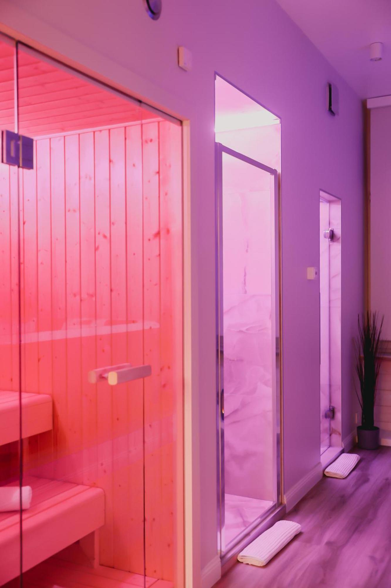 Mademoiselle Love hotel Liege