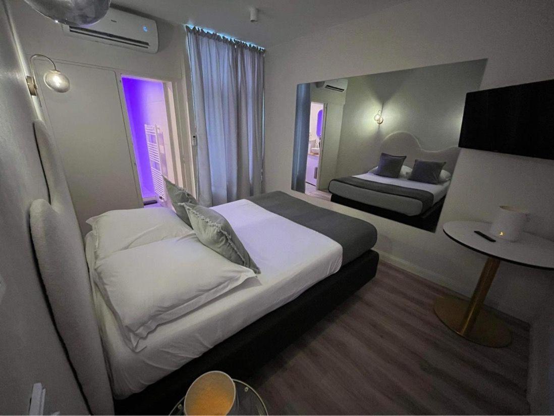 Mademoiselle Love hotel Liege